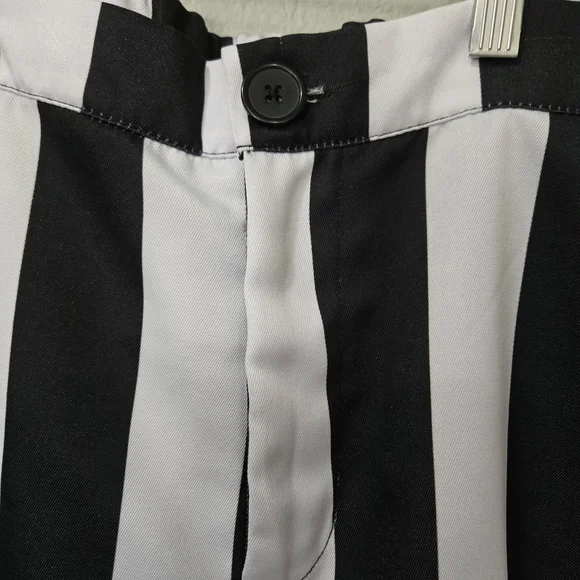 Spirit Halloween Beetlejuice Costume Adult Small Jacket Pants Tie Black White - Picture 10 of 14